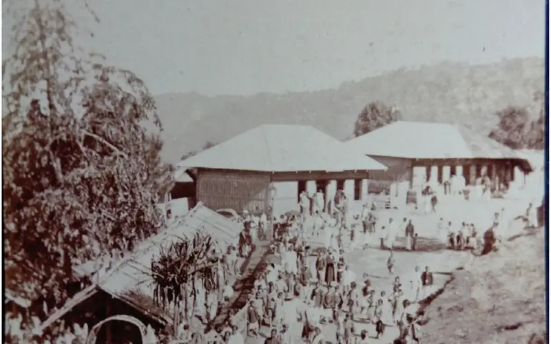 Market Day at the Lungleh Bazaar, with Mizo Villagers’ Vegetable Stands alongside Shops Ru